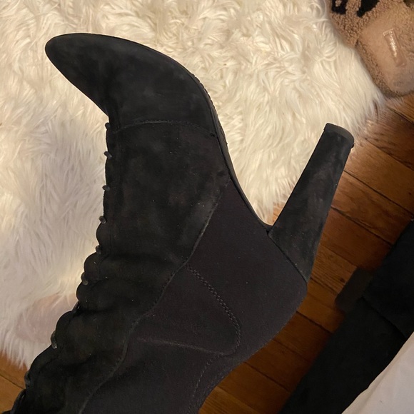 Stuart Weitzman knee length tie up boots - Picture 14 of 15